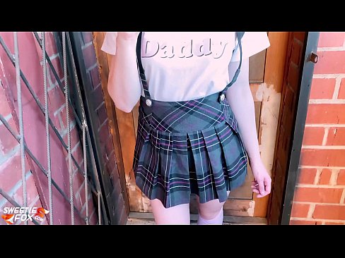 ❤️ 女学生深深地吸吮她的鸡巴，代替上课做爱 ️❌ 自制毛片❤